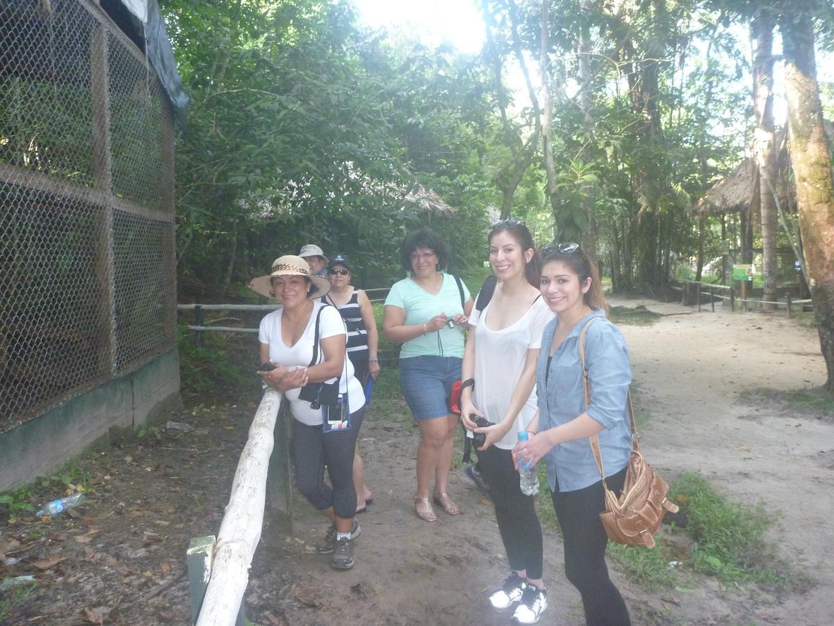 Hospedaje Las Amazonas Iquitos Exterior photo