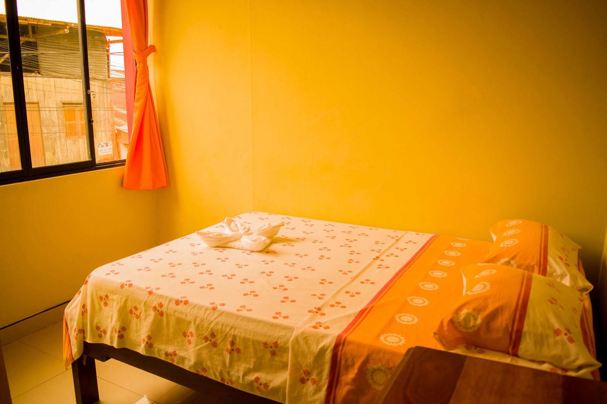 Hospedaje Las Amazonas Iquitos Exterior photo
